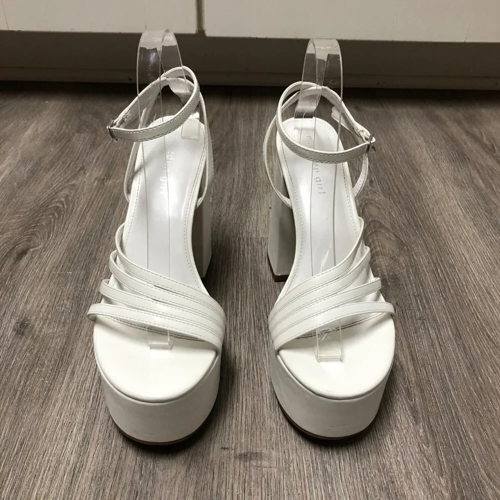 Madden Girl Women's Size 10 Jadda White Platform Heels Vegan Leather Barbie Shoe